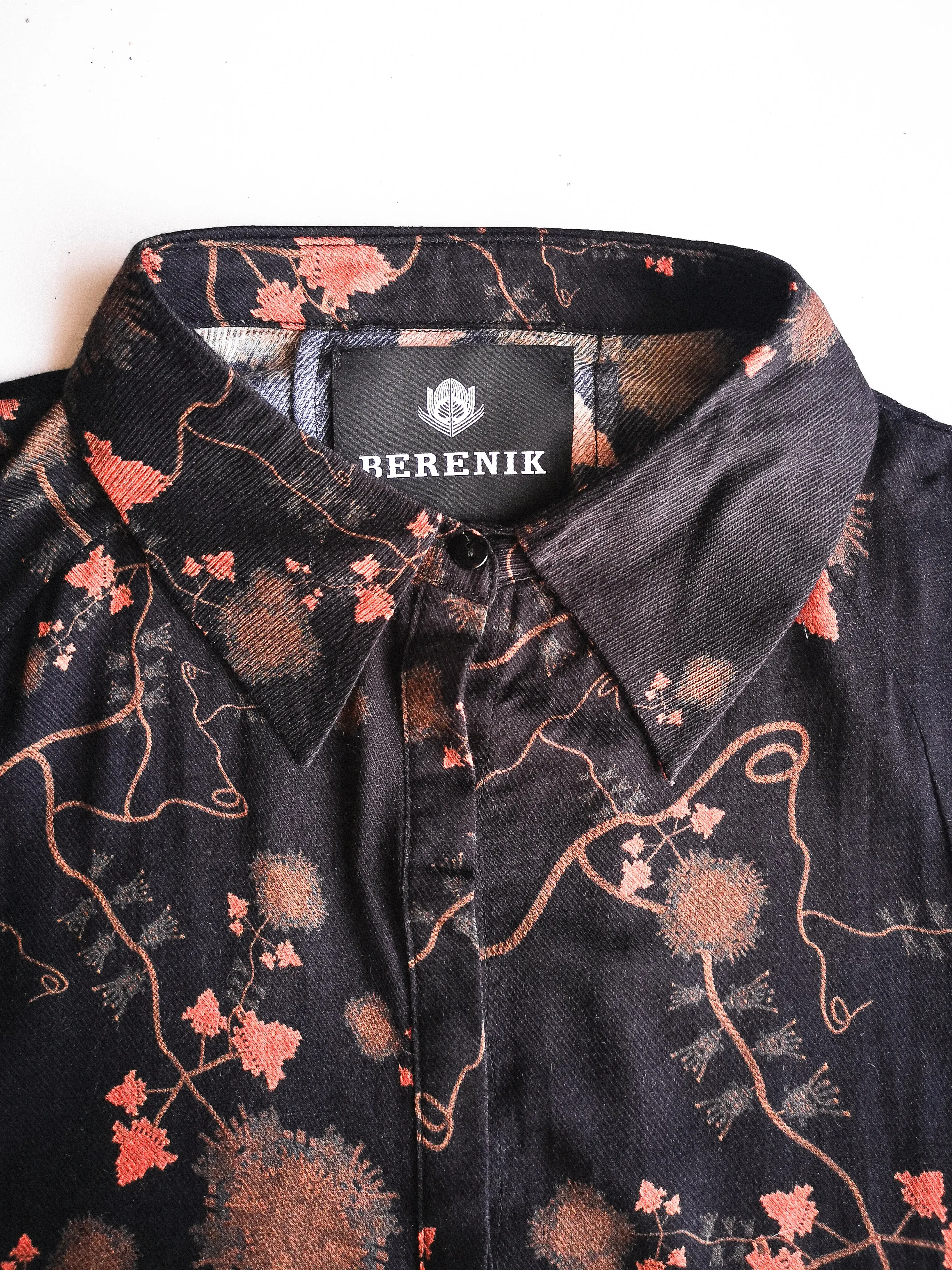 BLOUSE SHORT SLEEVELESS - RAYON print black/rust