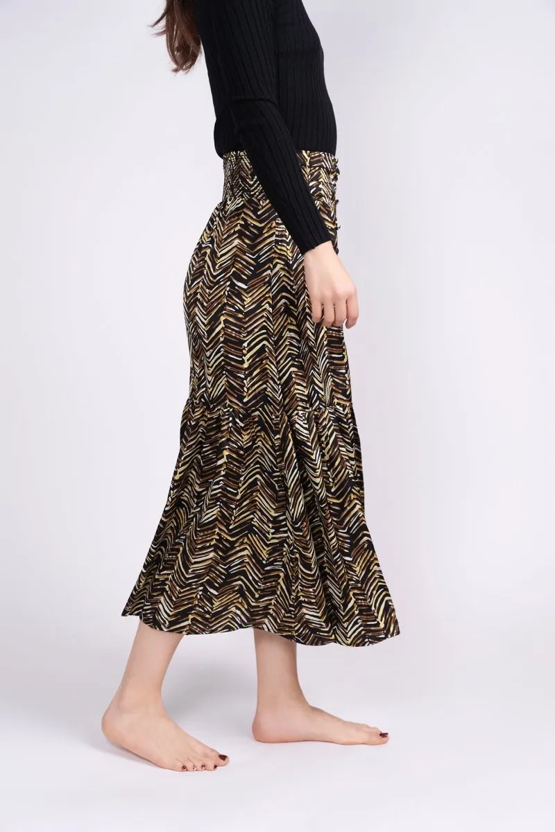 GWENYTH SKIRT (BLACK GROUND)