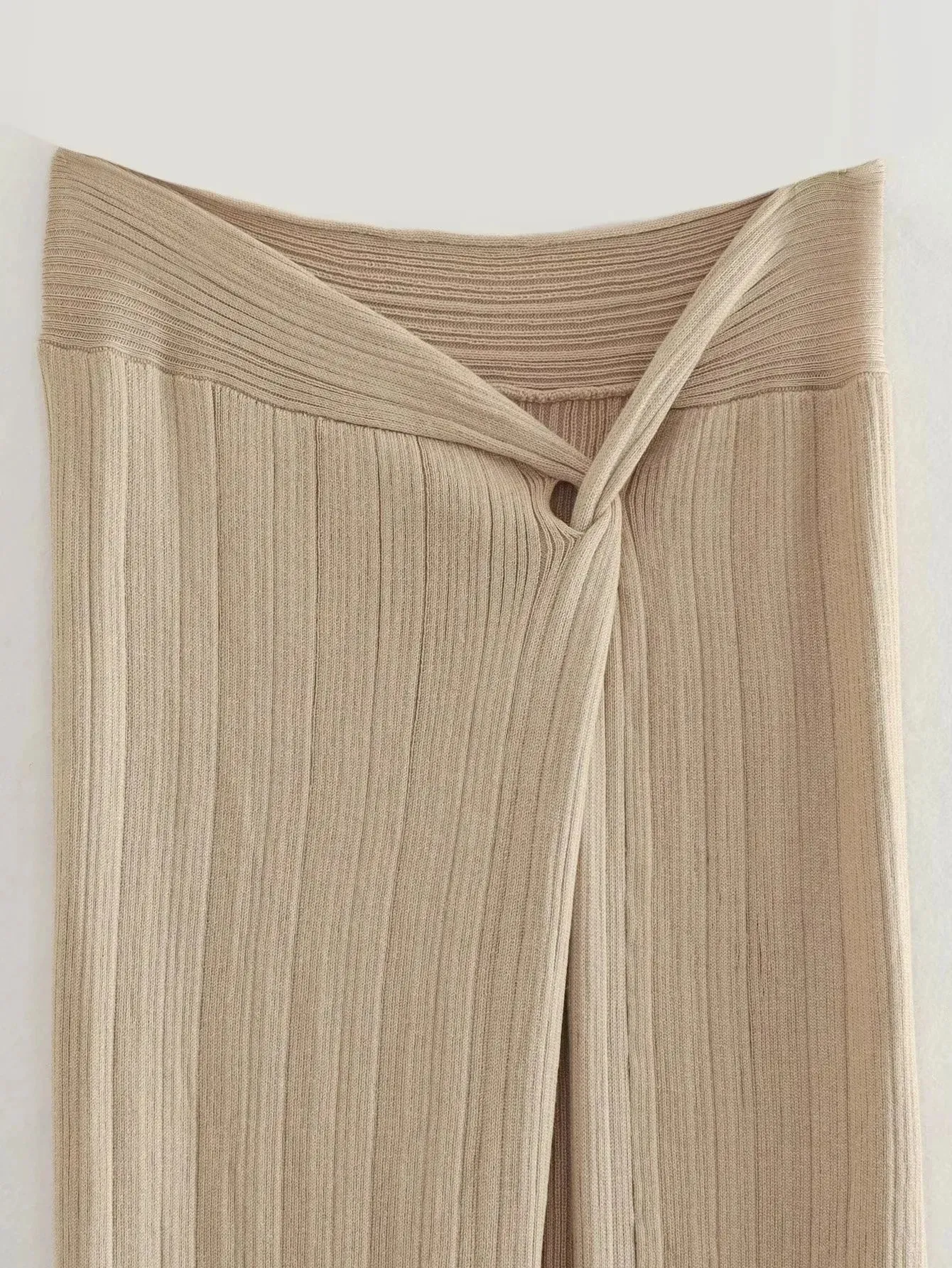Knotted Knit Skirt and top - 2-Piece Set