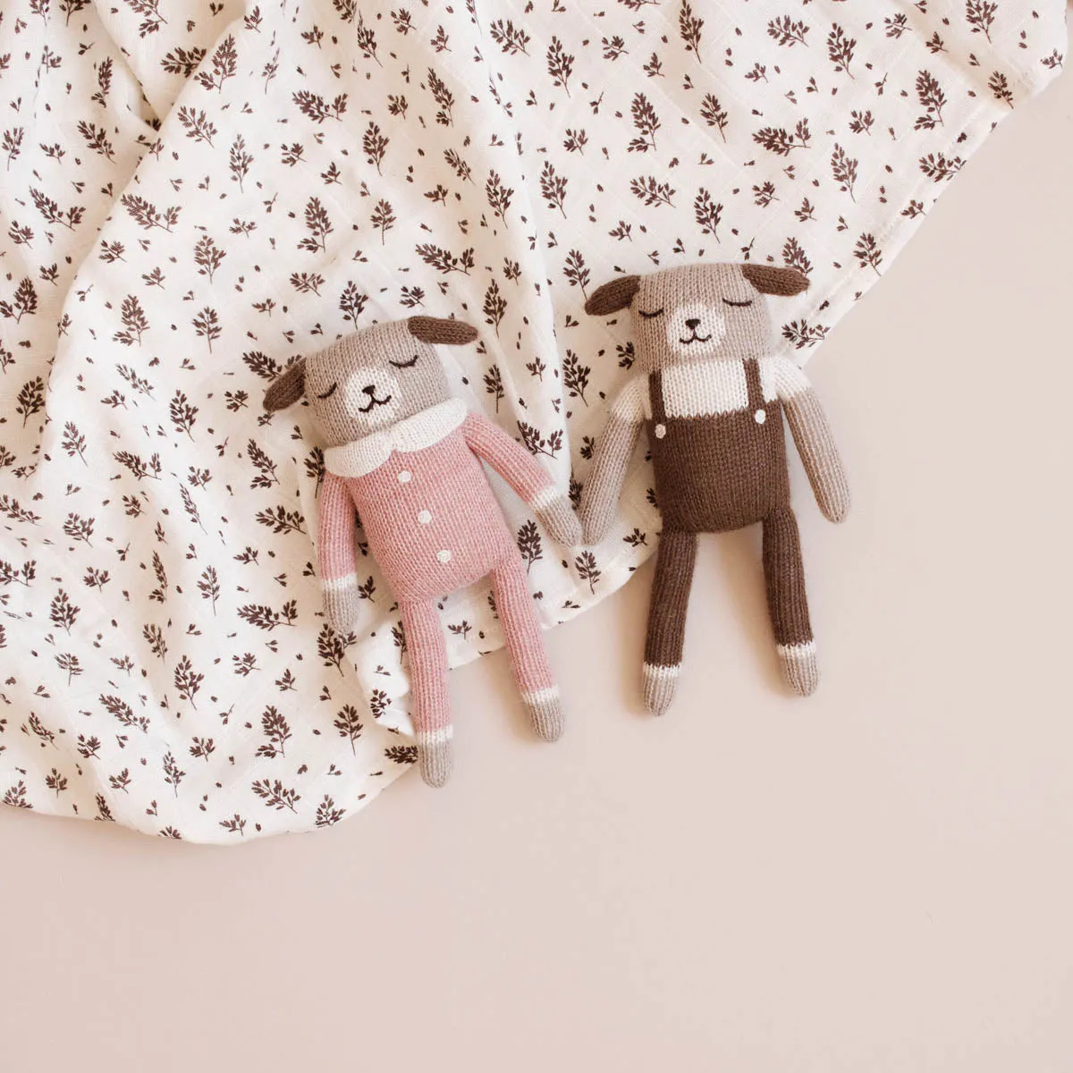 Main Sauvage Knit Toy - Puppy - Rose Jumpsuit