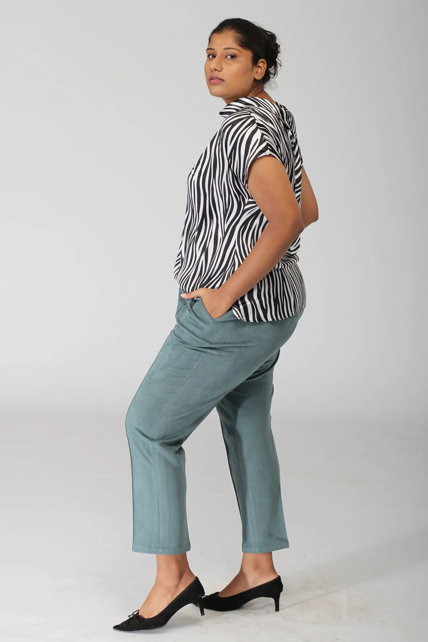 Oslo Dark Green Stretch Pants with jogger waistband