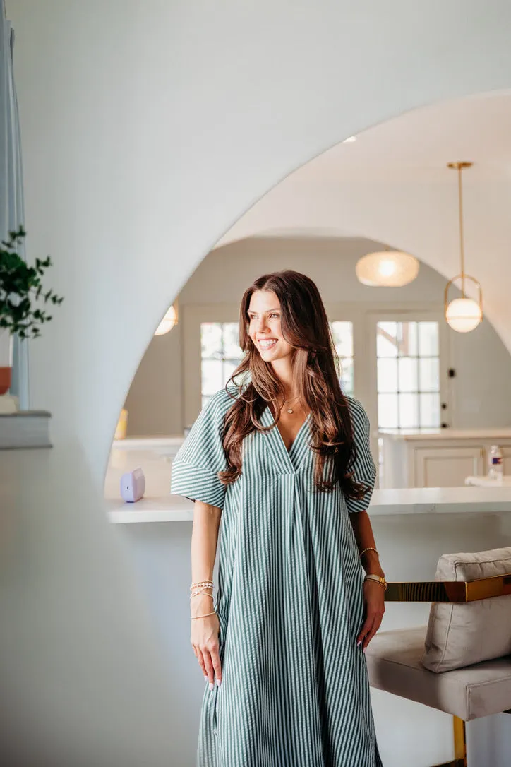 Stripe Vneck Puff Sleeve Maxi Dress