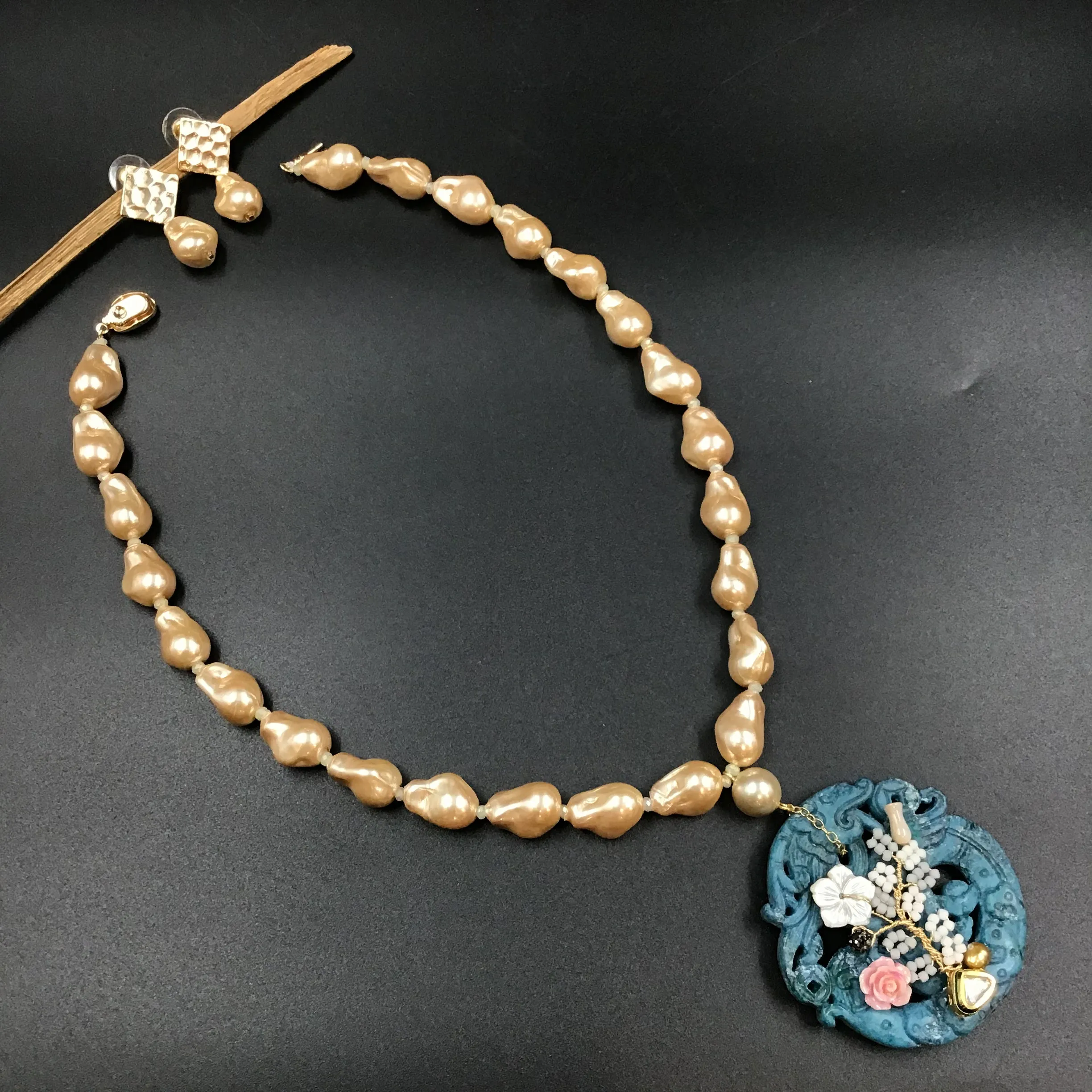 Stylish Pendant Set 3474-68