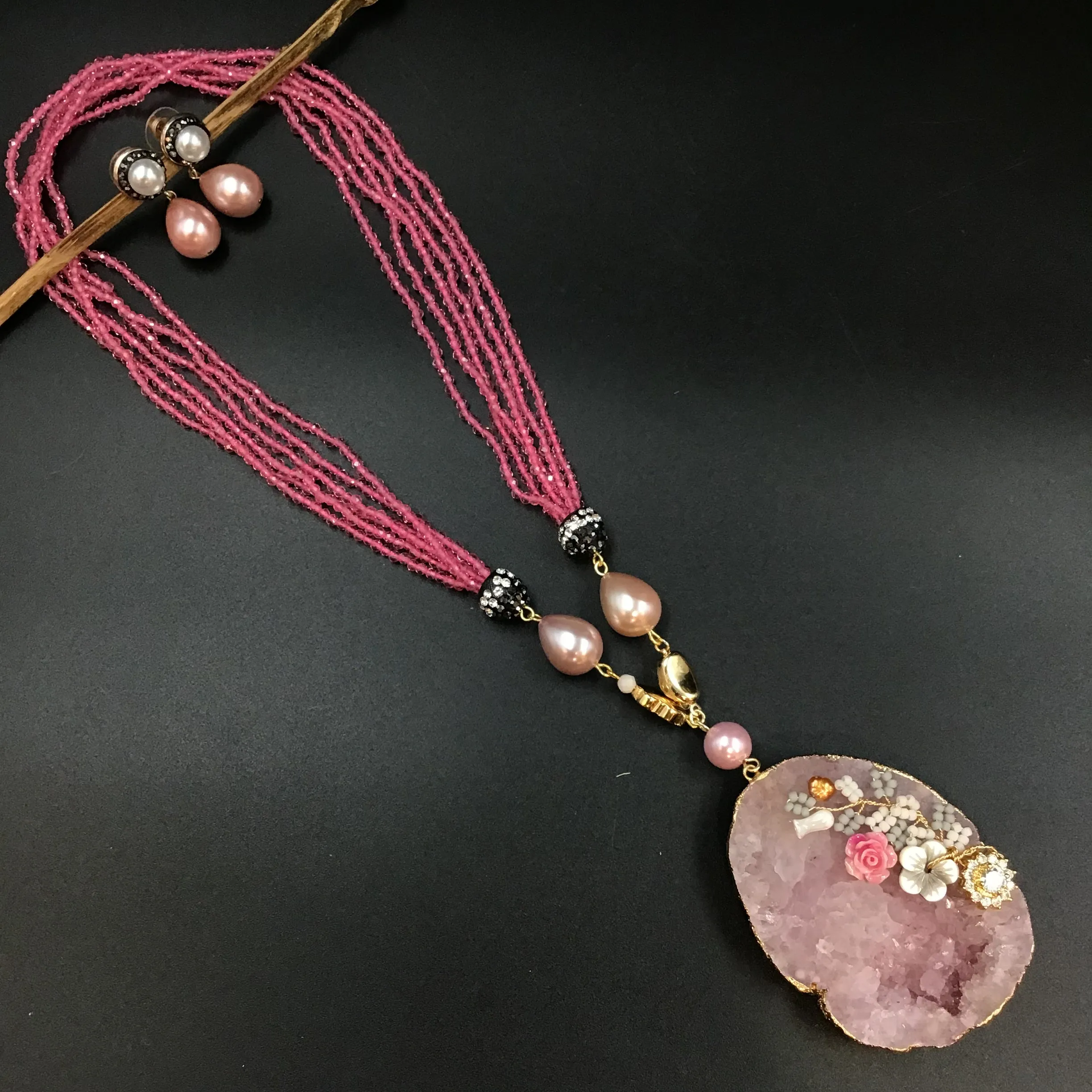 Stylish Pendant Set 3475-68